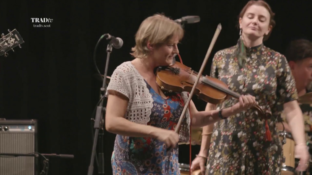 Shooglenifty — Samhla Reel/Scolpaig (Live at Perth Concert Hall)
