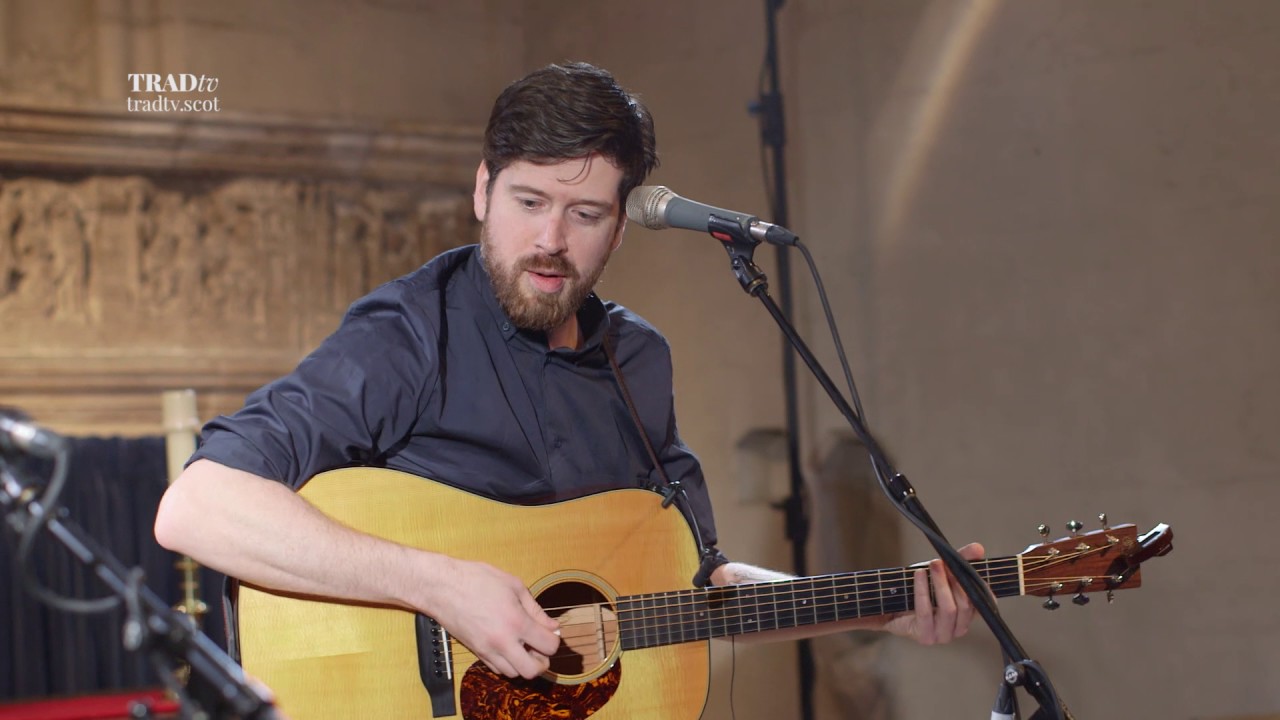 Kris Drever performs Capernaum live at Paisley Abbey (The Visit 2017)